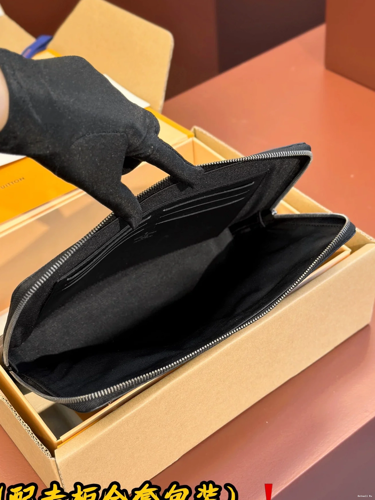 Clutch OnTrend 56265 Bags Louis Vuitton 0719